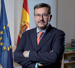 Francis de las Alas
