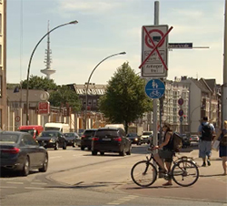 Hamburgo prohíbe la circulación a los coches diésel