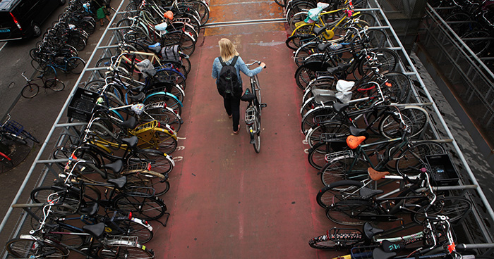 La bici causa más muertes que el coche en Holanda
