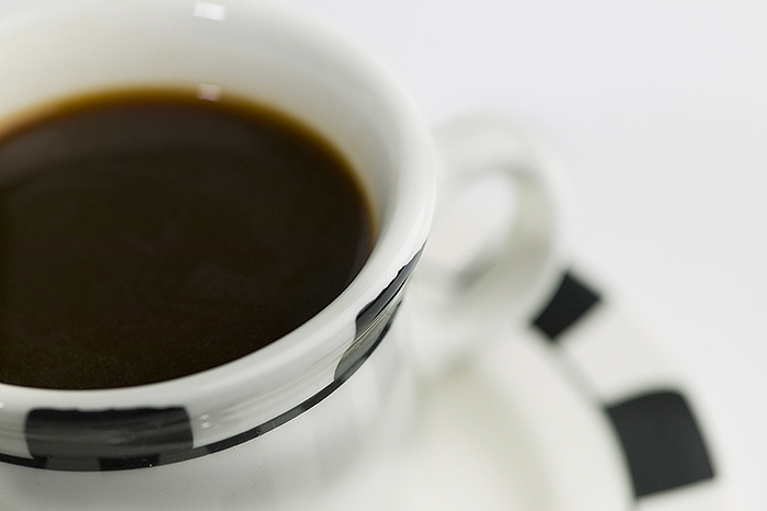 Descanso y café reducen el tiempo de reacción y la somnolencia