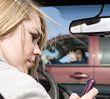 El 40% reconoce haberse puesto en peligro por usar el móvil al volante