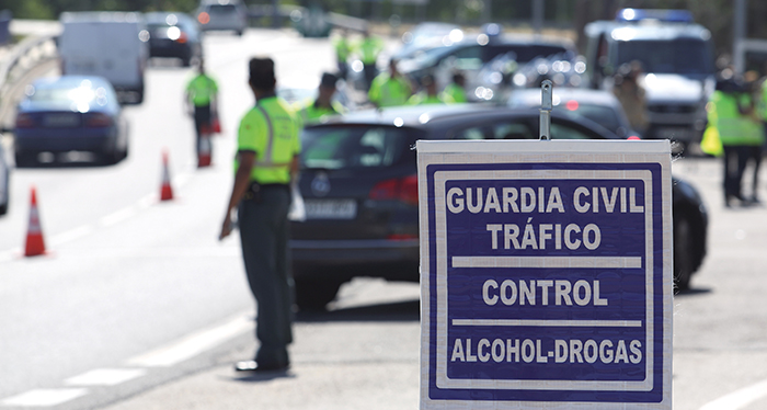 Control de alcohol y drogas de la Guardia Civil