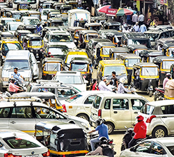India con tráfico problemático