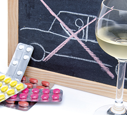 Los medicamentos mezclados entre sí o con alcohol, pueden influir en la conducción