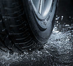 Presión de los neumáticos con lluvia